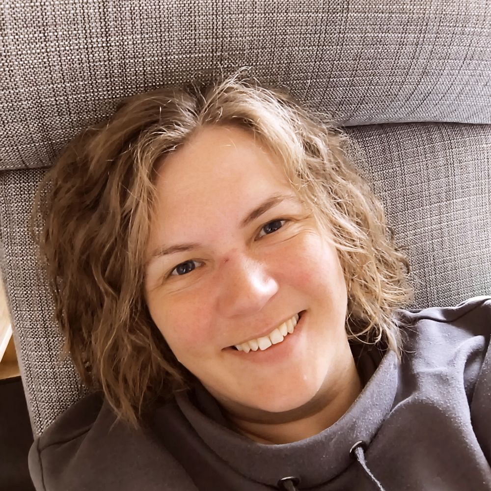 Jævnaldrende veninder/ venner